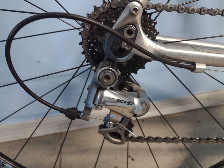 Sportowy rower szosowy SPECIALIZED Sequoia