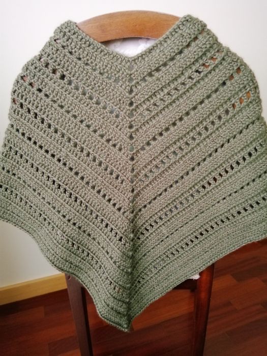 Poncho feito à mão