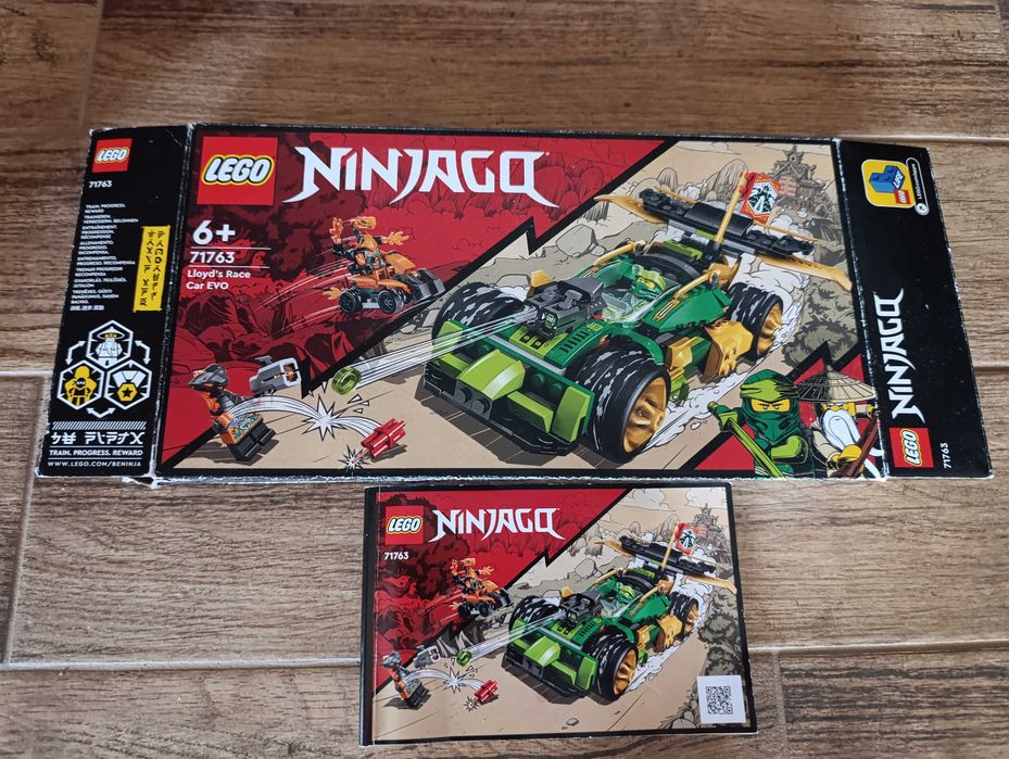LEGO 71763 Ninjago - Samochód wyścigowy Lloyda EVO