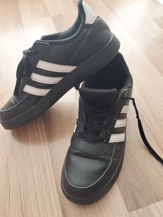 Buty chłopięce adidas r. 40