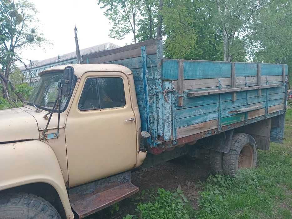 Газ 53 бортовий..