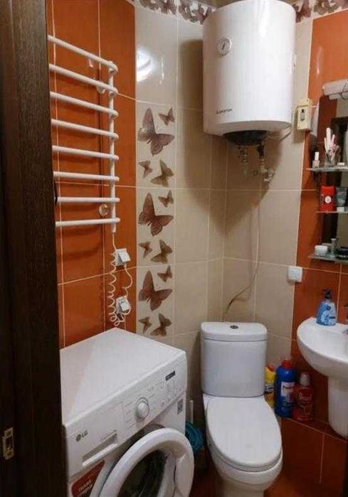 Продажа 2 комн квартиры в Индустриальном районе с ремонтом!