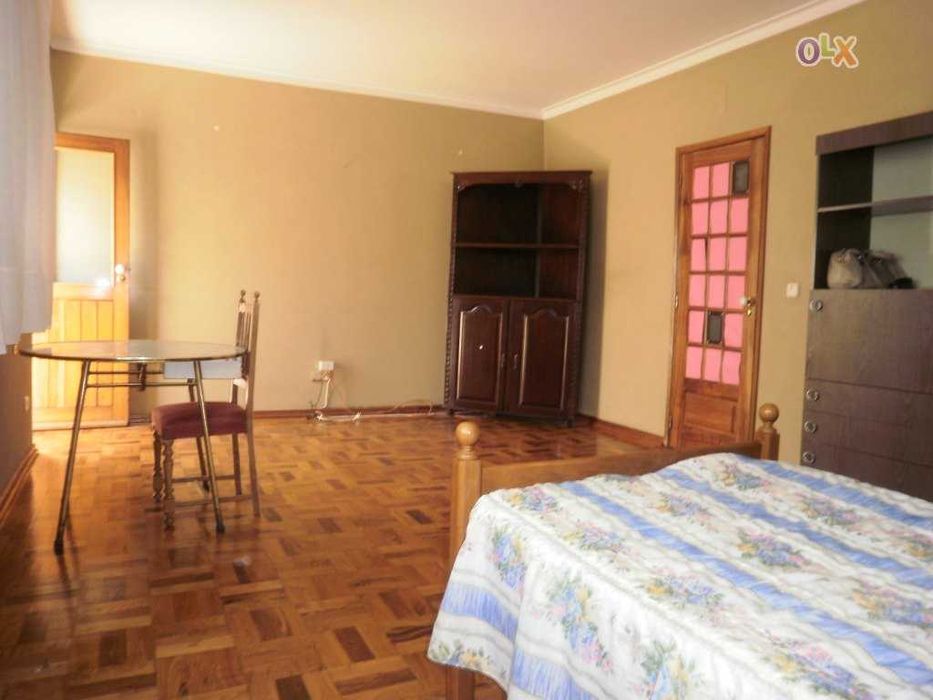 Alugam-se quartos a 3 minutos a pé da ESS e IPB