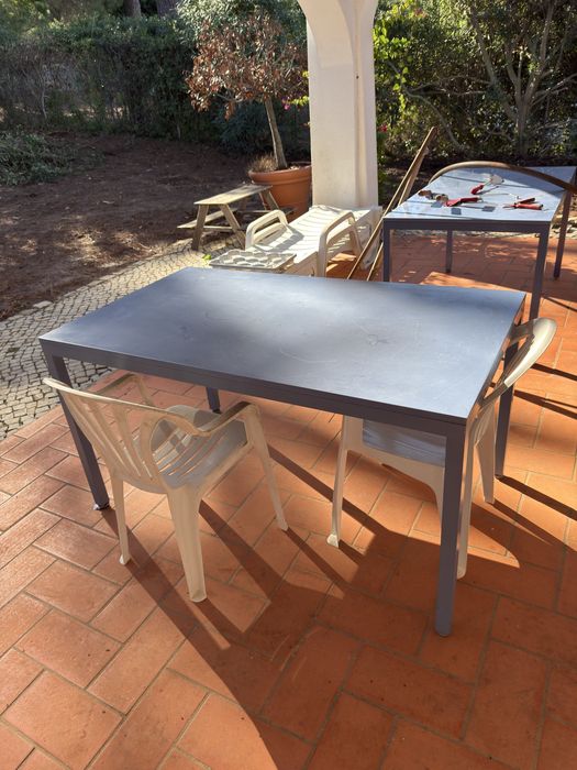 Mesa interior/exterior azul