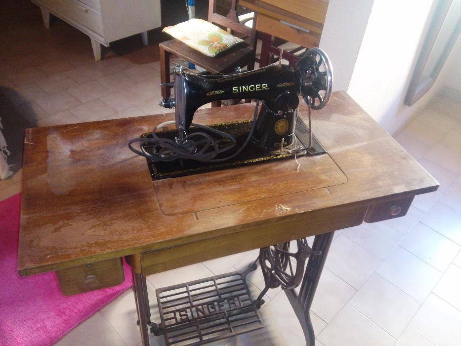 Maquina de costura Singer - Oportunidade