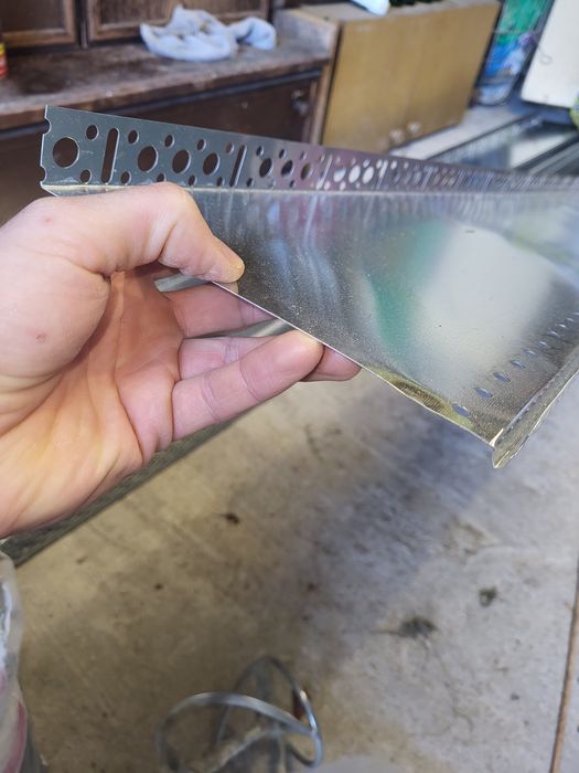 Listwa startowa do styropianu 20cm.