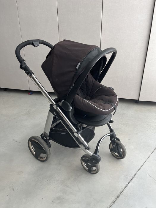 Carrinho BebeCar com ovo e base isofix para automovel