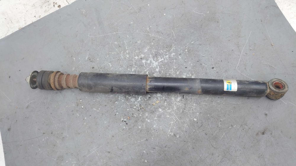 Suzuki Swift 4 IV Amortyzator Tył Tylny Prawy Lewy Bilstein