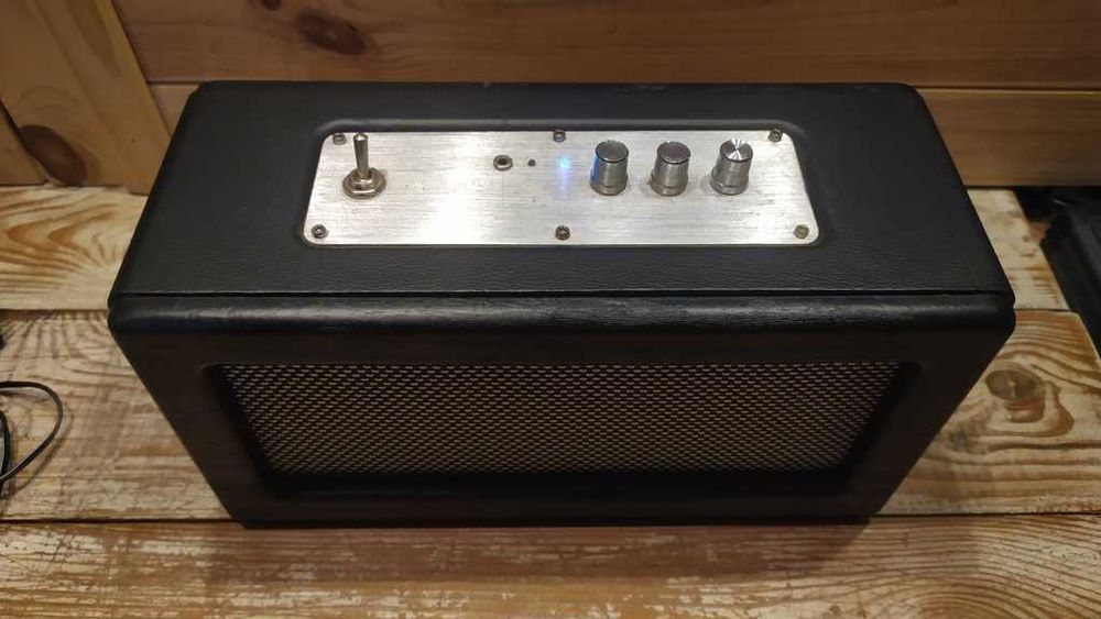 Беспроводная колонка Intempo Reverb Retro Classic Bluetooth