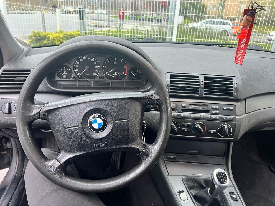 BMW 320d E46 – 2001 | Muito Estimado 
Vendo BMW 32
