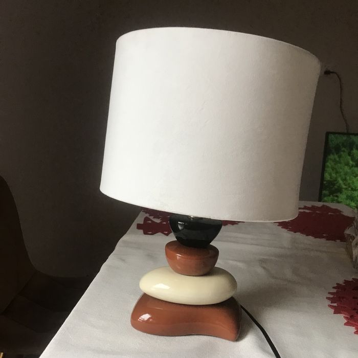 Lampa stołowa abażur zamszowy