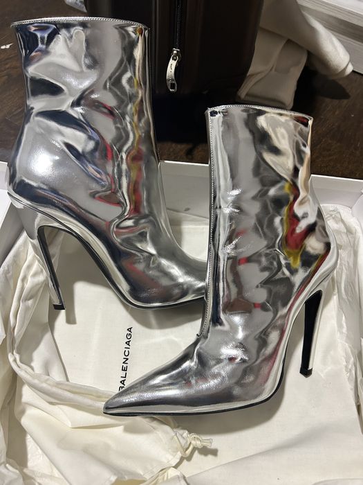 Ботильйони balenciaga