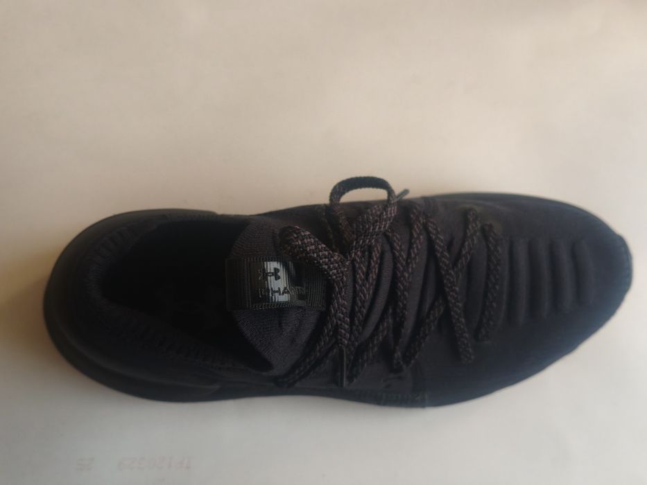 Buty damskie sportowe under armour