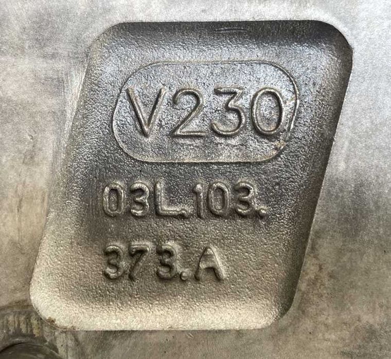 cabeça de motor 1.6TDI 16V grupo VAG ref: 03L103373A - VW audi seat skoda