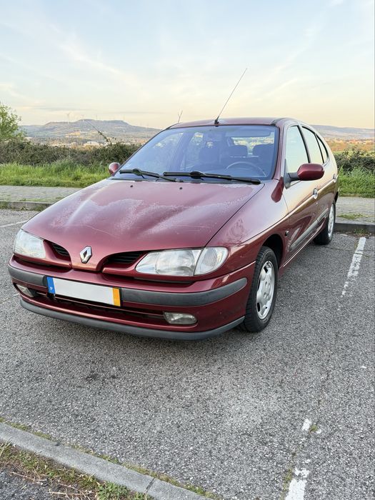 Renault Megane 1.4 RXE Gasolina | Único dono | Impecável