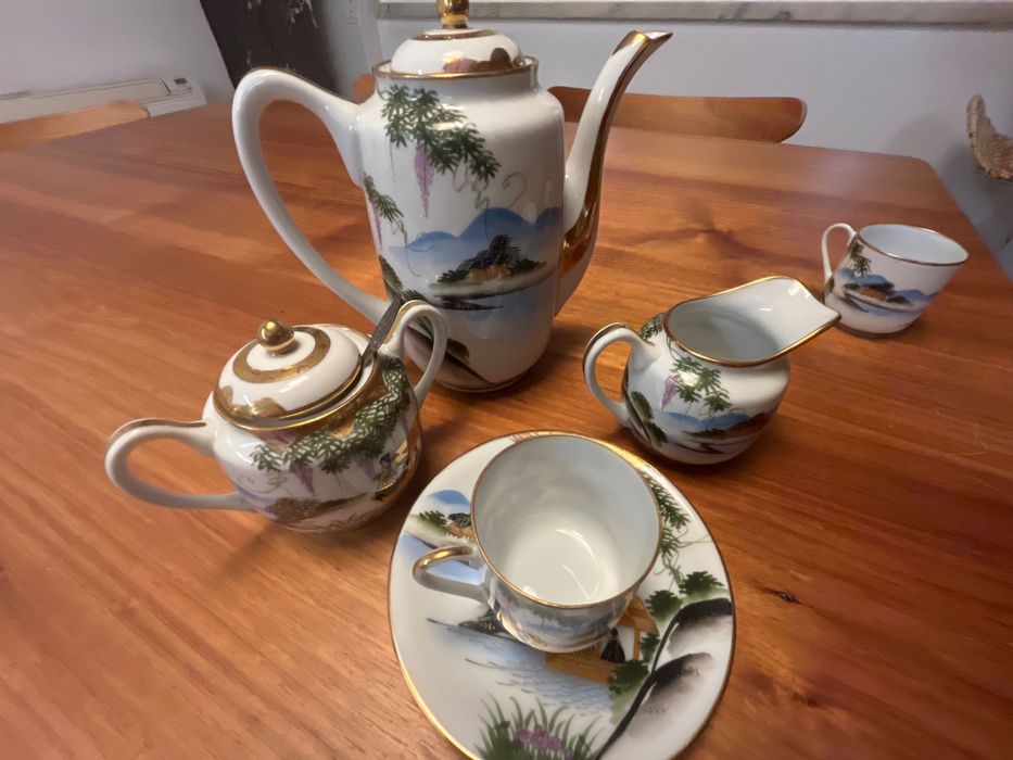 Serviço café pintado a mao