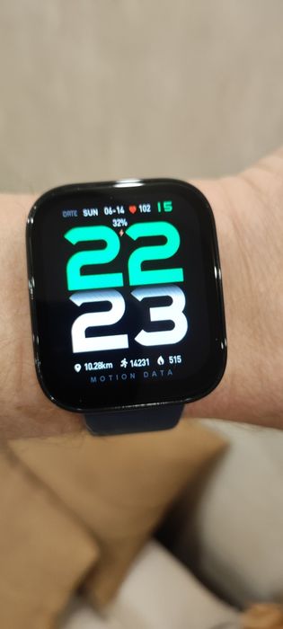 Смарт-часы Amazfit BIP 5 + защитный чехол