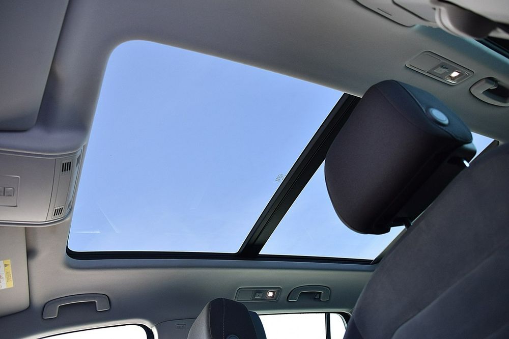 Volkswagen Tiguan 1,4TSI Navi Alu Panorama Podg.Fotele Gwarancja