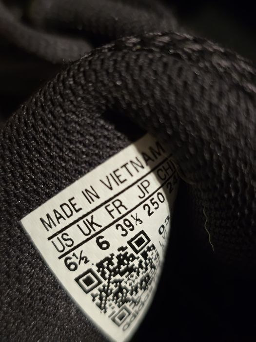 Buty młodego sportowca, 4 pary, rozmiar 39 1/3 - 40