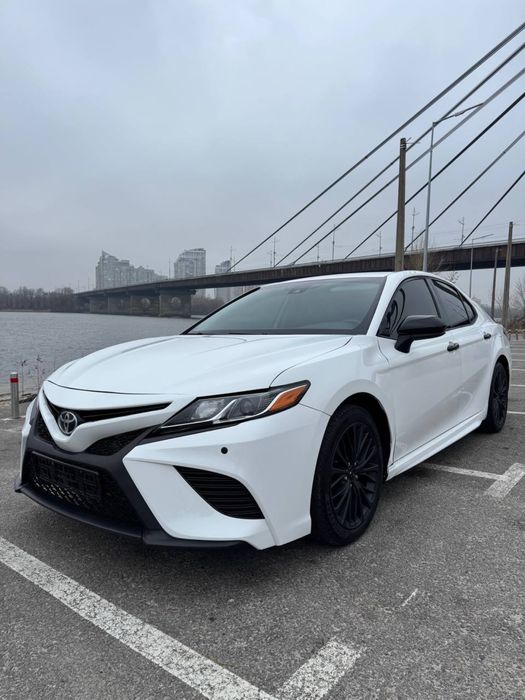 Авто в аренду, каршеринг toyota camry 70 Запорожье