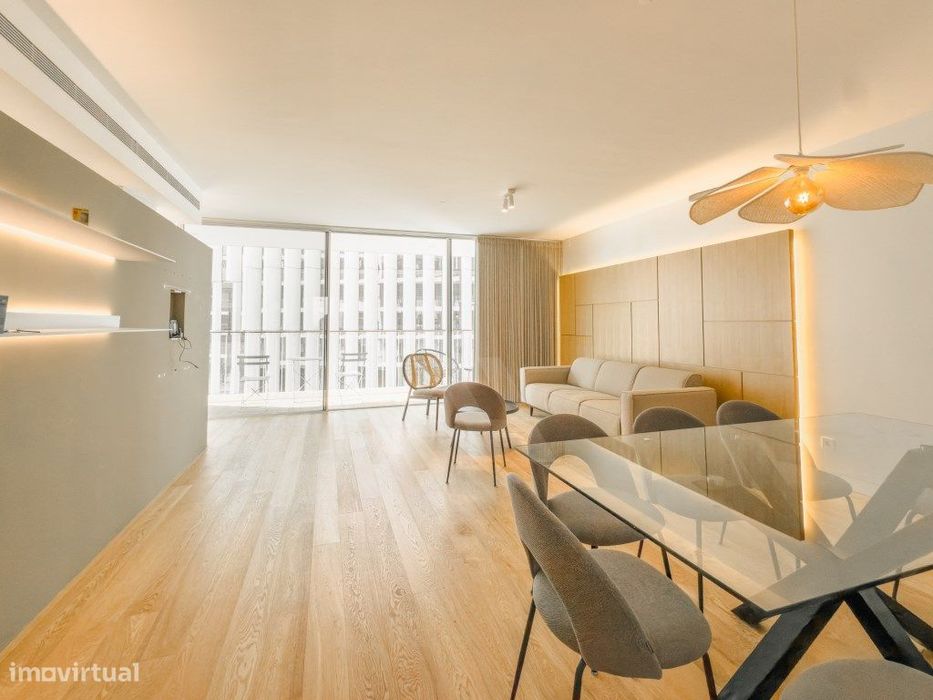 Apartamento T3 de luxo com garagem em Lisboa