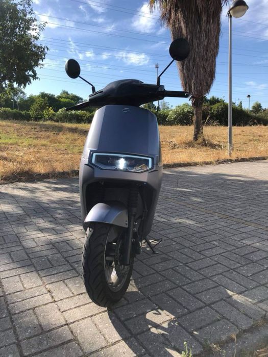 Ecooter Electrica 125cc