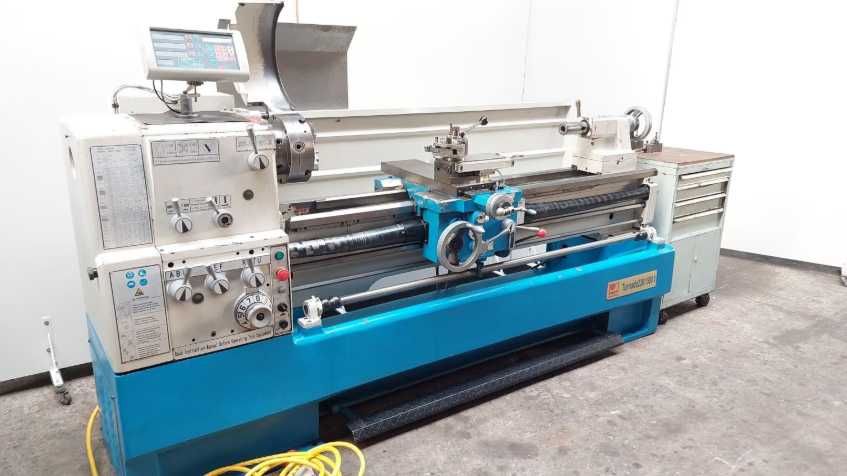 Токарний верстат по металу KNUTH