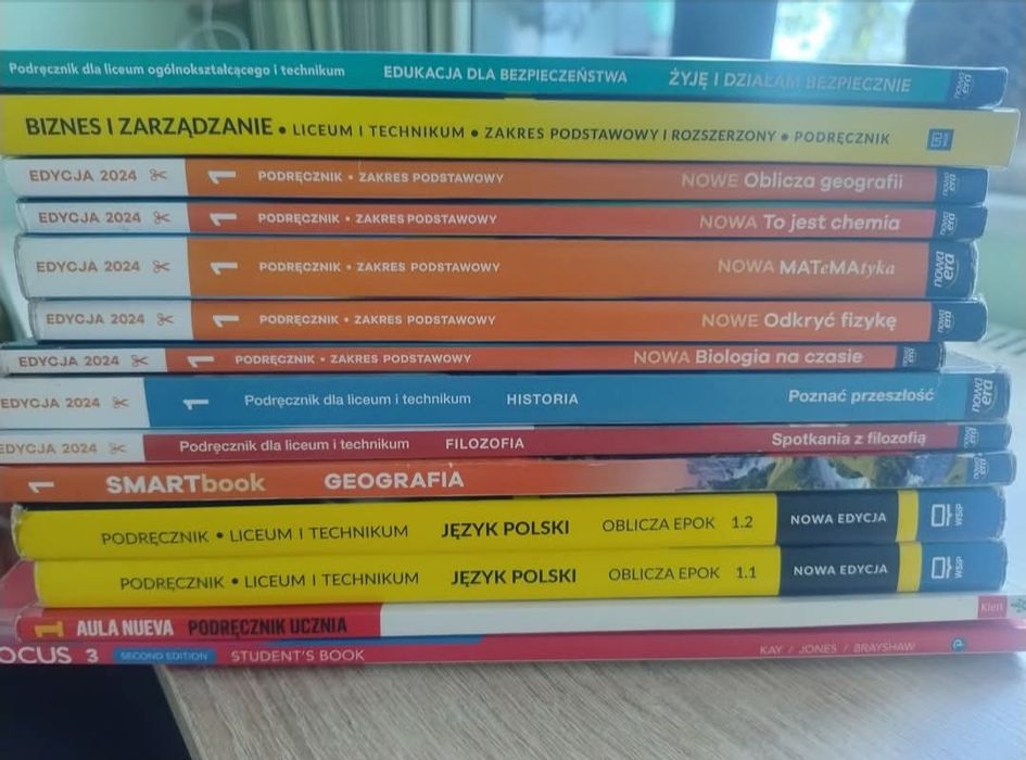 Komplet Książek  do Klasy 1 Liceum