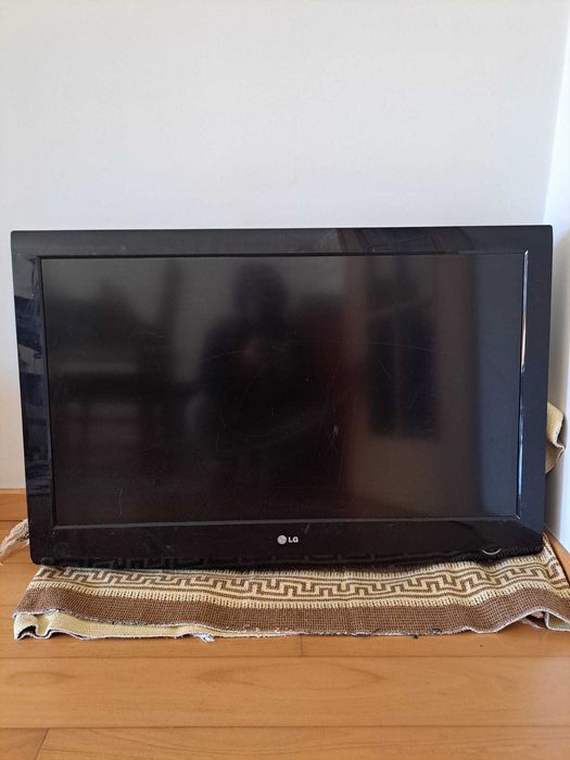 TV - Televisão LG com 102cm (40 polegadas)
