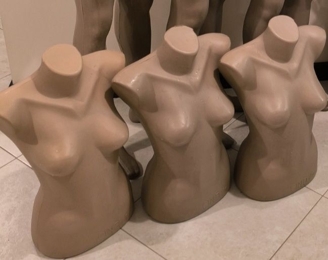 Продам манекени недорого в гарному стані.