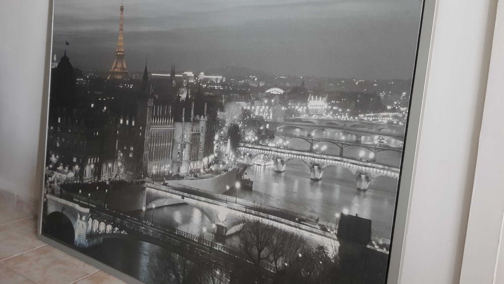 Quadro IKEA Torre Eiffel (preto e branco) – 140×100 cm – Com moldura