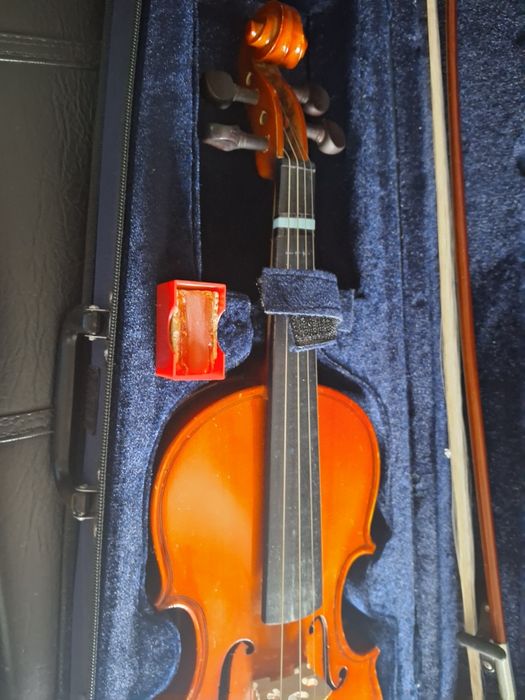 Violino 1/2 PRIMO – Afinado, com estojo, arco e resina