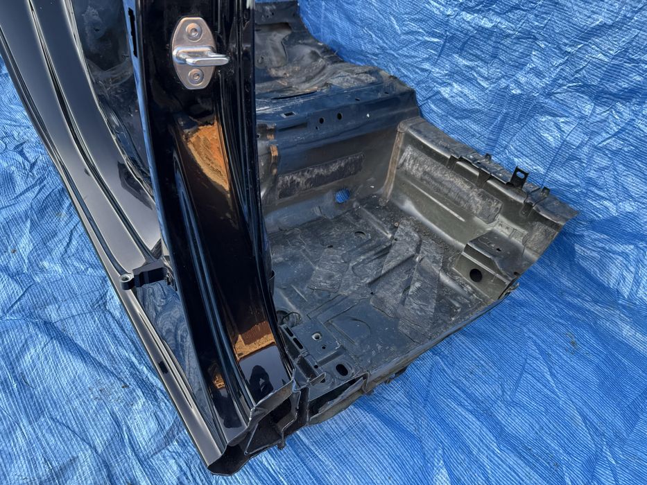 ĆWIARTKA tylna prawa poszycie błotnika AUDI A3 S3 8Y SEDAN LY9B | TYŁ
