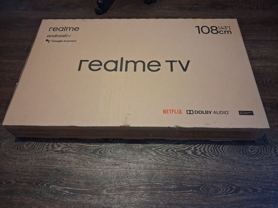 Продам б/у телевизор смарт REALME TV 43 LED  на запчасти