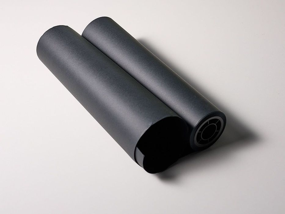 Rolo papel Kraft liso preto 0,30 x 25m