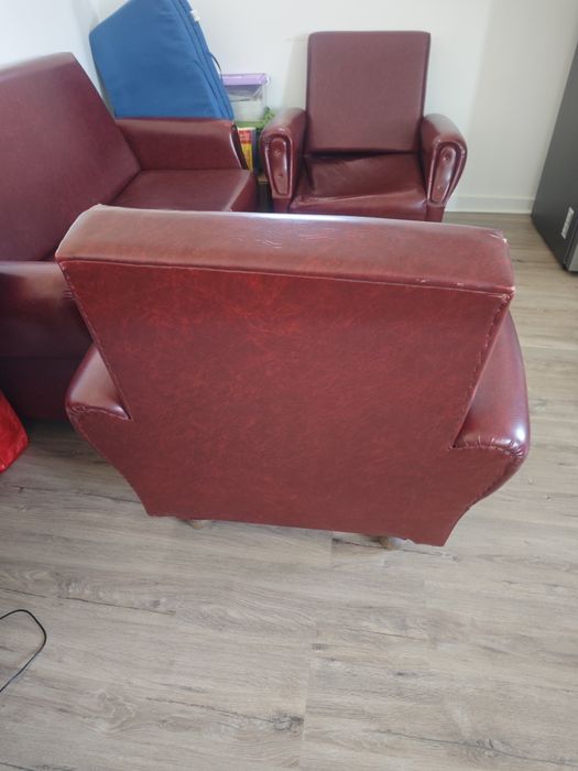 Sofa em couro 45€