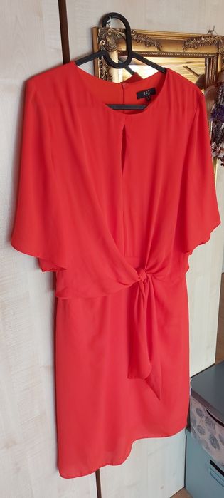 Nowa sukienka elegancka tkk max M L czerwona