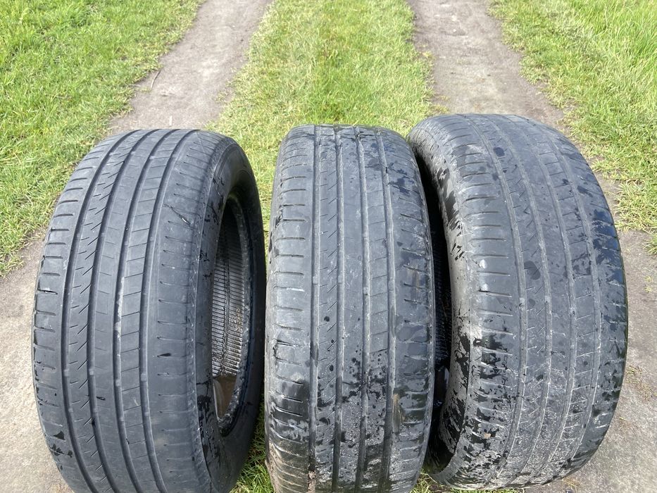 Bridgestone Alenza 001 235 60 r17 106H