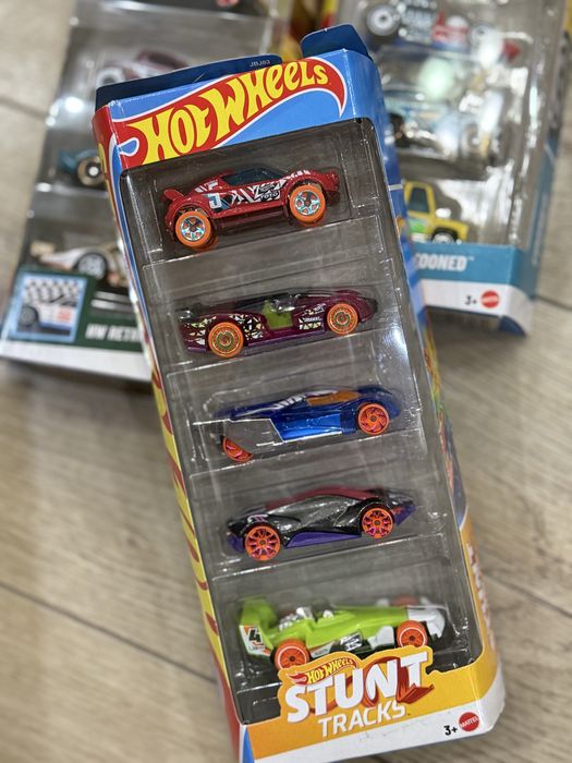 Набір із 5-ти машинок Hot Wheels Cyber Noir Хот Вілс