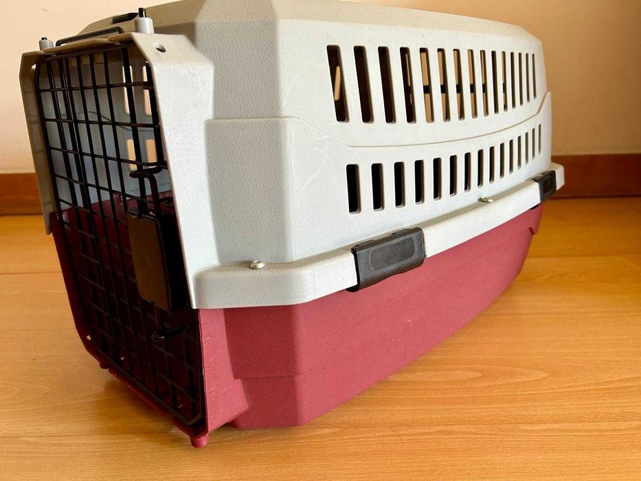 Transportadora para Cão/Gato NOBLEZA Red M