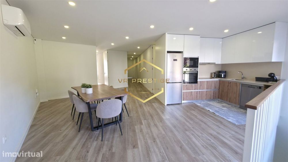 Moradia Geminada T3 Venda em Árvore,Vila do Conde