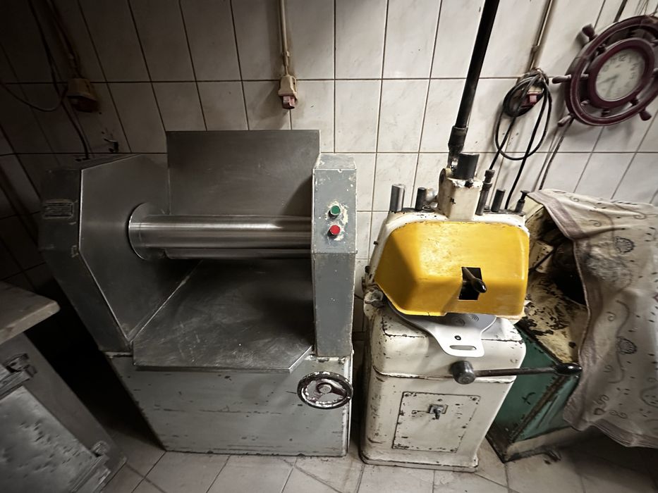 Vario material de fabrico de padaria