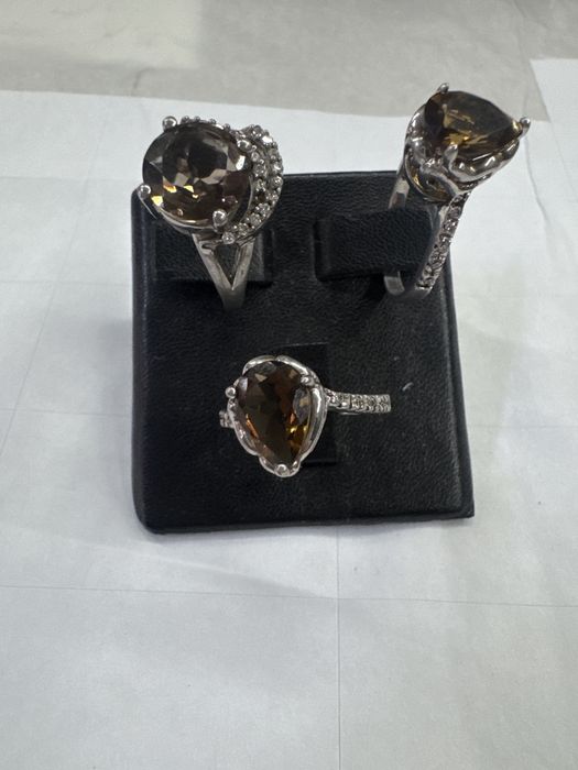 Каблучка срібло Топаз