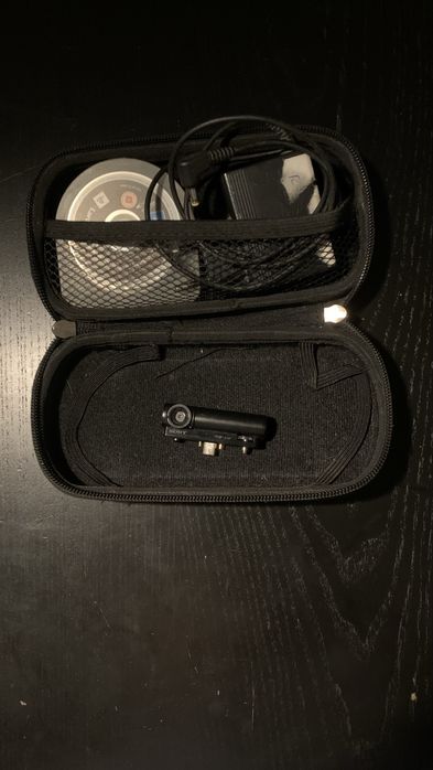 PSP FAT 1000 + 1 Bolsa de transporte + 4 Discos de Jogos