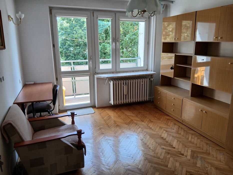 Przestronny pokój jednoosobowy // Ścisłe Centrum // Księdza Jałowego 9//