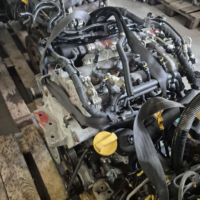 Двигун двигатель мотор Z13DTJ 1.3 CDTI Opel Combo C  Corsa D  Meriva A