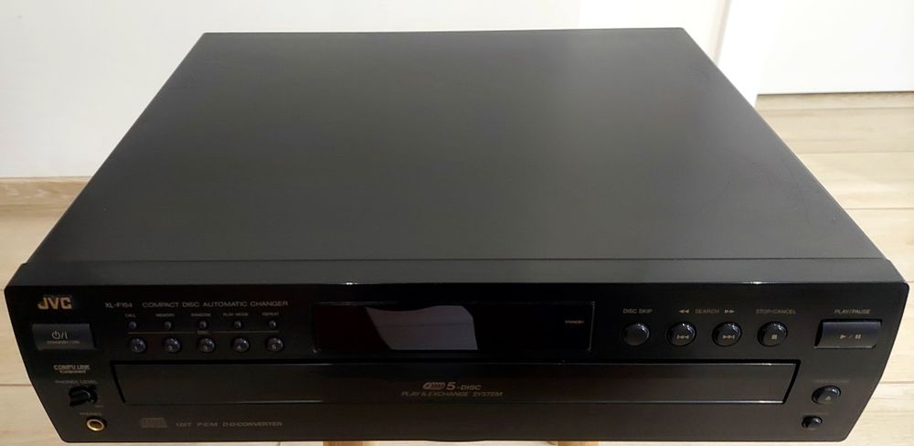 Zestaw stereo RX-230RBK +CD JVC XL-F154