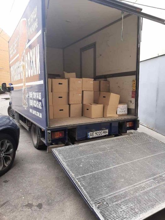 Перевозка перевезення  пианино, сейфов, станков. Гидроборт, грузчики