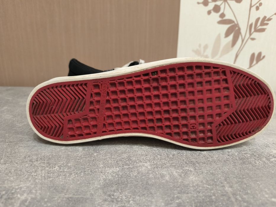 Чоловічі кроссівки CROPP