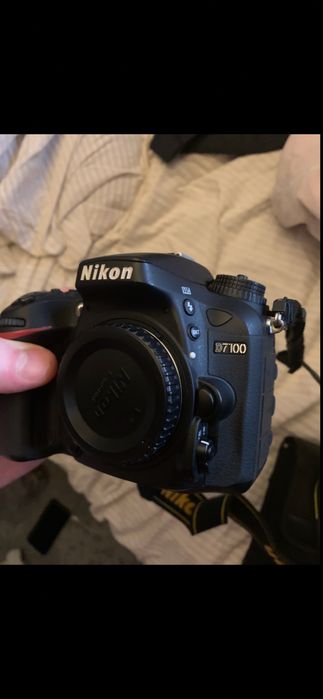 Zestaw: Nikon D7100 + Sigma 24–70mm f/2.8 Art – Stan idealny